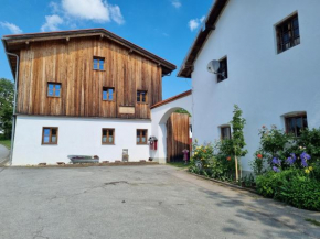 Ferienhaus Ederhof - Idyllischer Vierseithof, kinder- und hundefreundlich, Referenzen auf FeWo-direkt nachlesbar